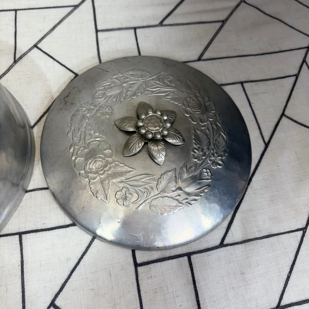 Everlast Forged Aluminum Casserole Dish Silver Floral Embossed Mid Century